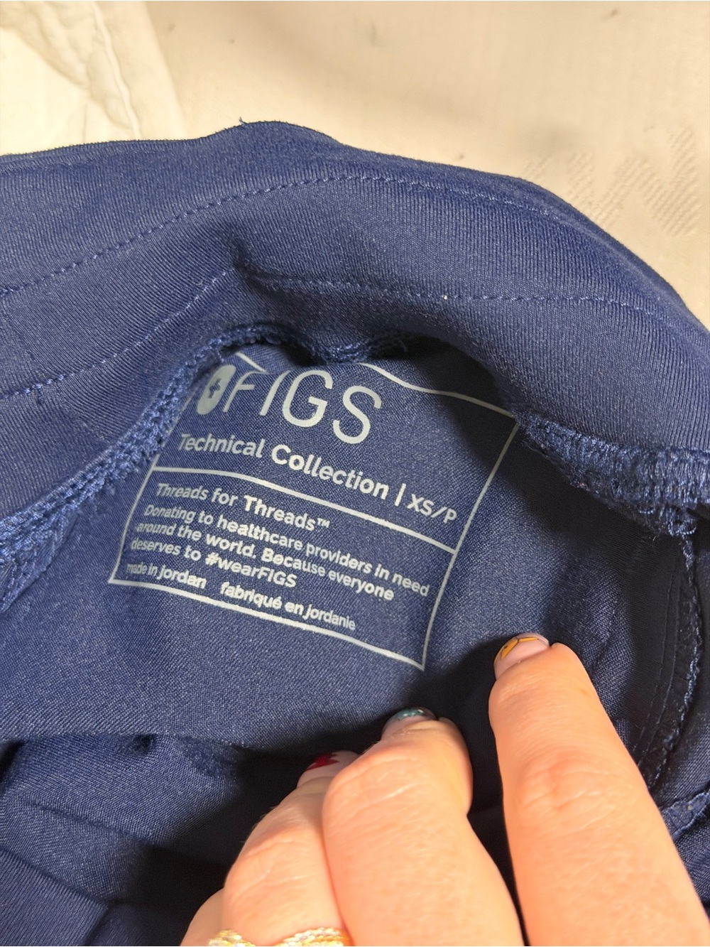 Figs Navy Petite Skinny Scrub Pants and top size XS for both - Picture 3 of 4